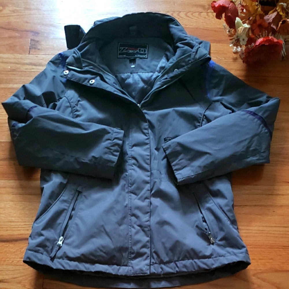 Below Zero by Rothschild Womens  Small  Full Zip 100% Polyester 1 layer coat